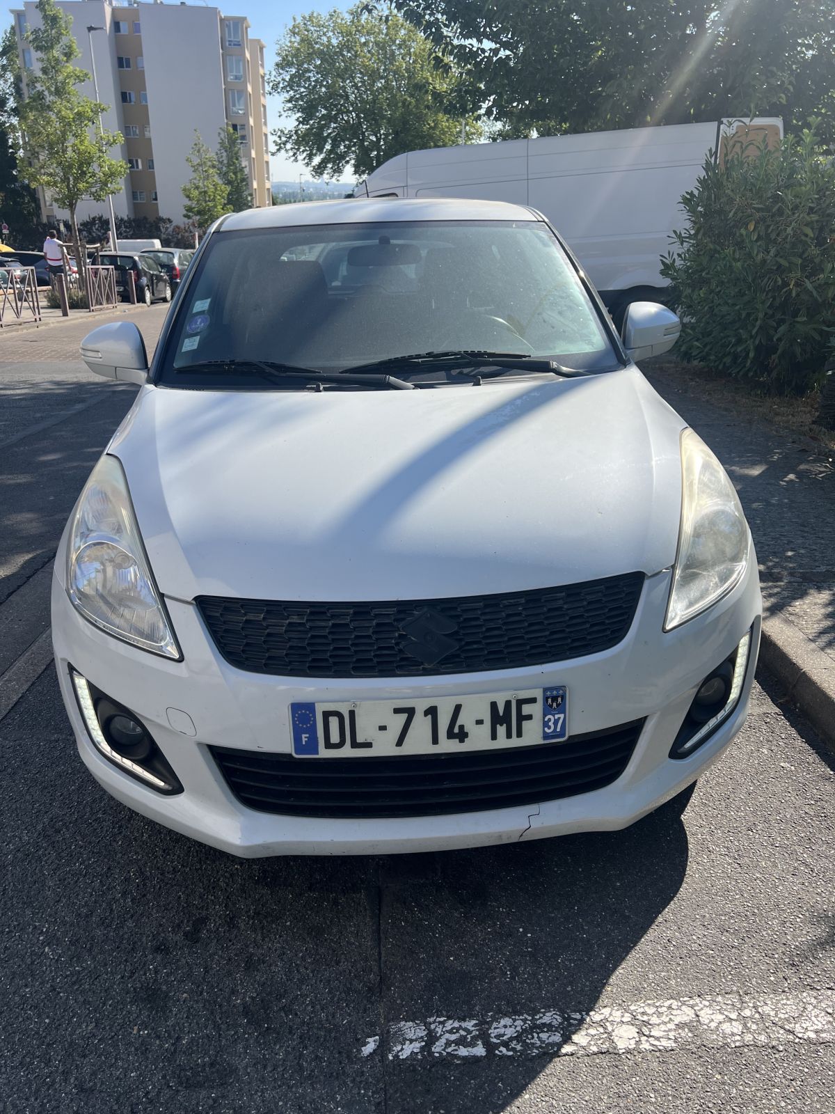 Suzuki Swift 99 chevaux essence toit ouvrant