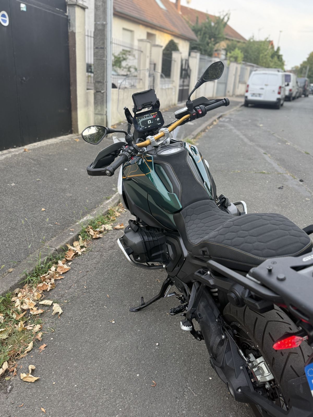bmw gs 1300 option 719