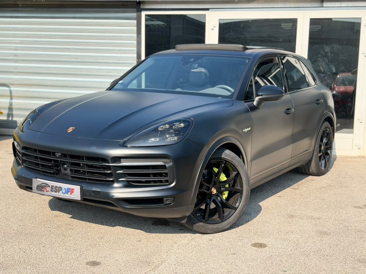 porsche cayenne S hybride 462cv full option suivi mat