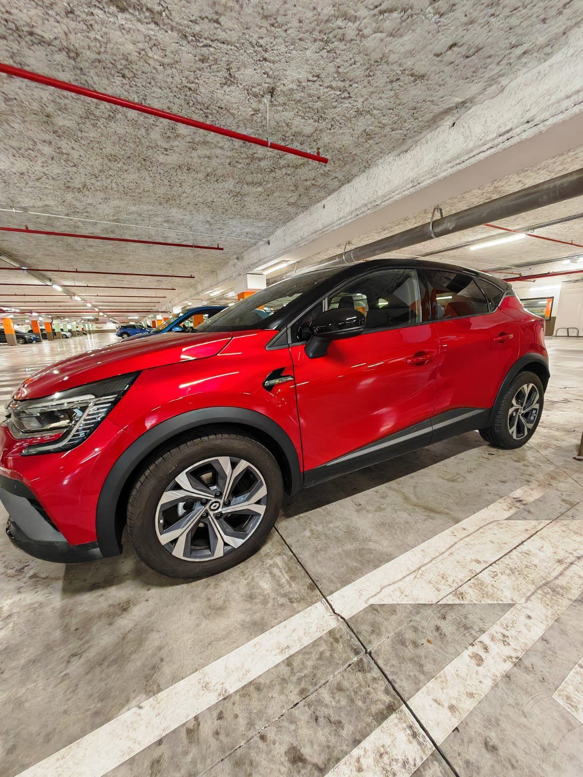 Renault capture de 2023 rs line avec 4200 klms