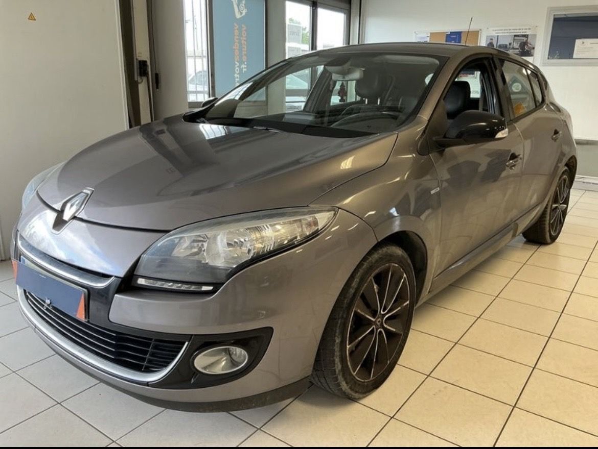 Mégane 3 - edition bose - 2013 - 130cv excellent état