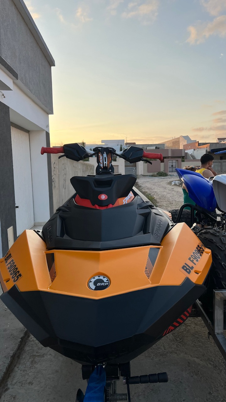 Seadoo Spark Trixx Full Option avec Remorque