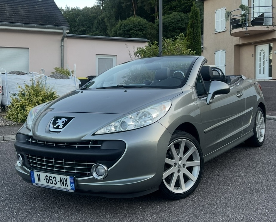 Peugeot 207 CC 1.6 VTi 120 Roland Garros