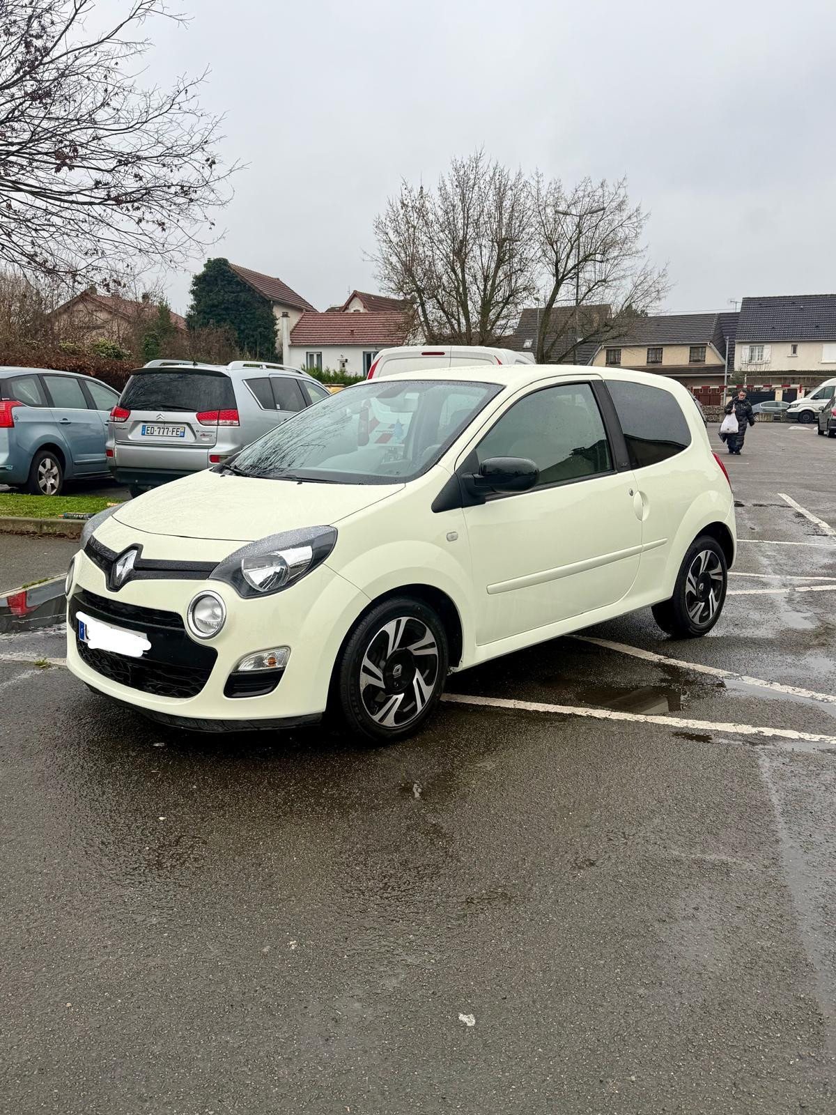 Renault Twingo 2 phase 2 1.5 dci initiale 85 chevaux