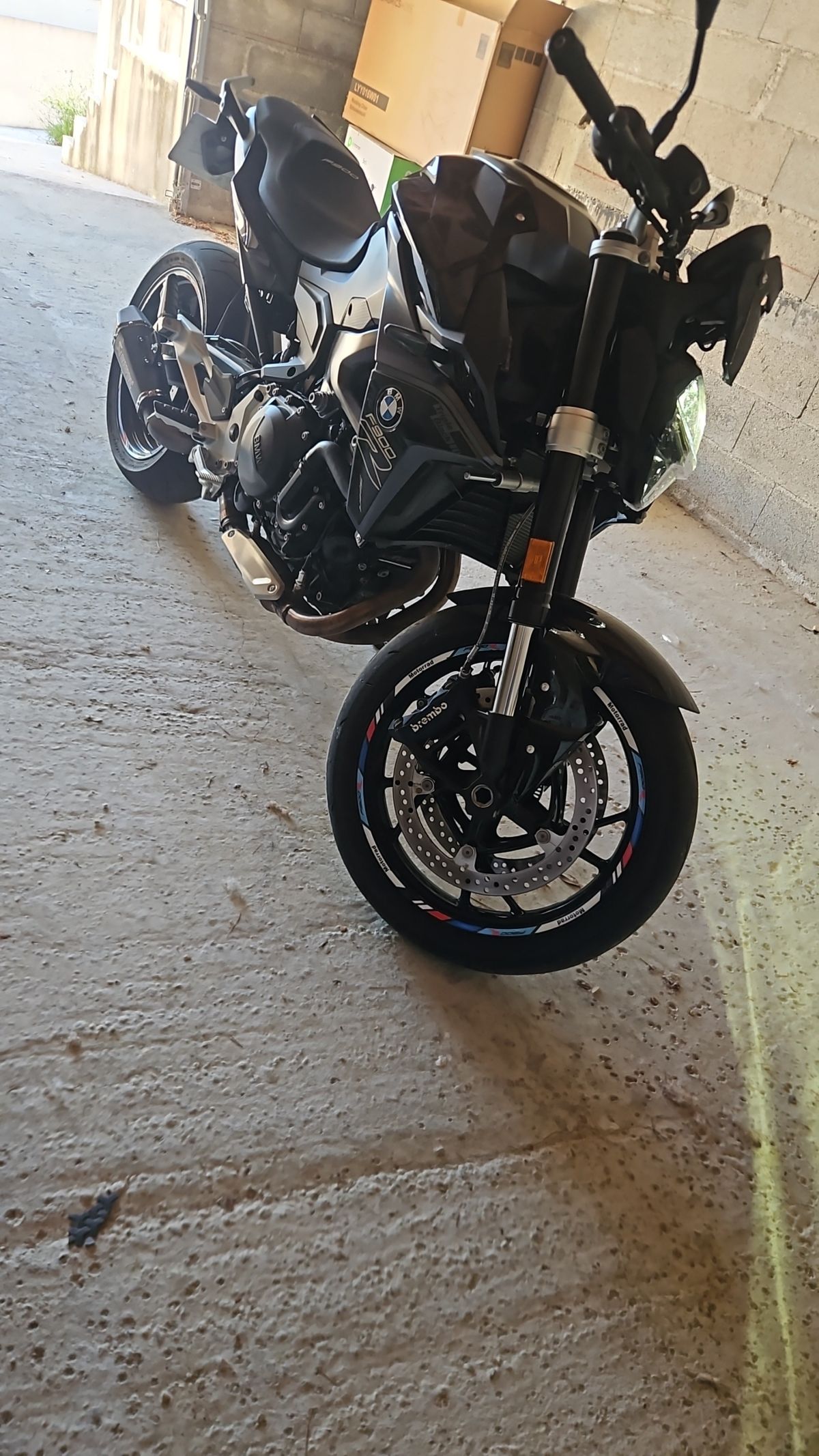 BMW F900R SHIFTER PRO TRIPLE BLACK