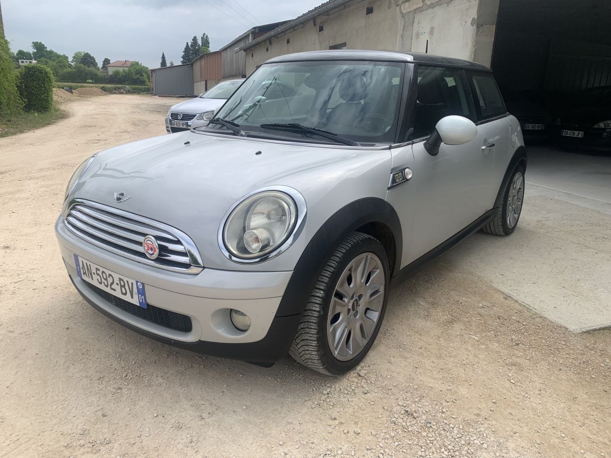 mini Cooper 1,6 16v 122 cv 50 eme anniversaire camden