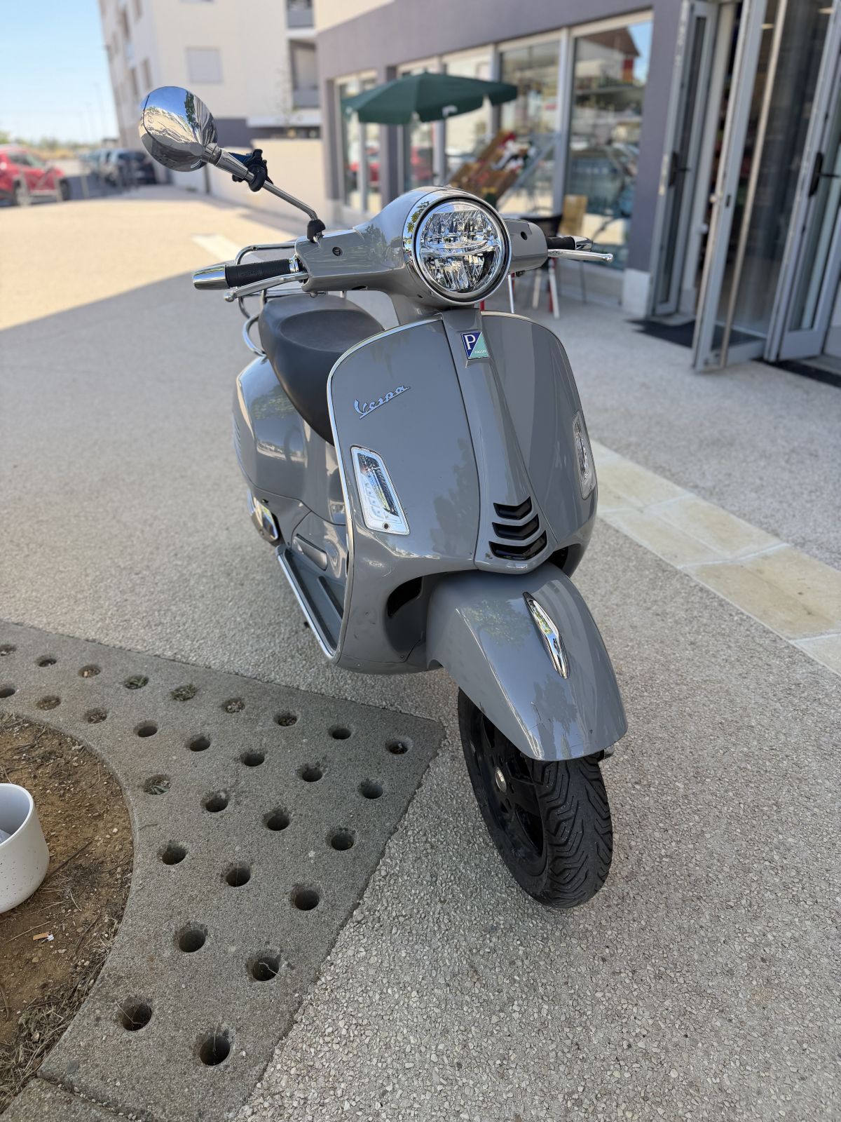 Photo de vespa 300 gts