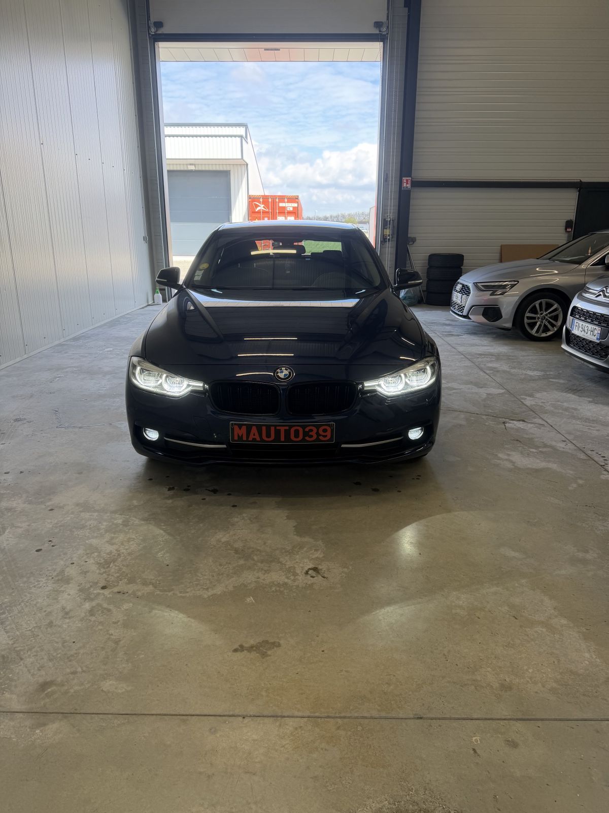 BMW 320d xdrive 2017 190cv business design