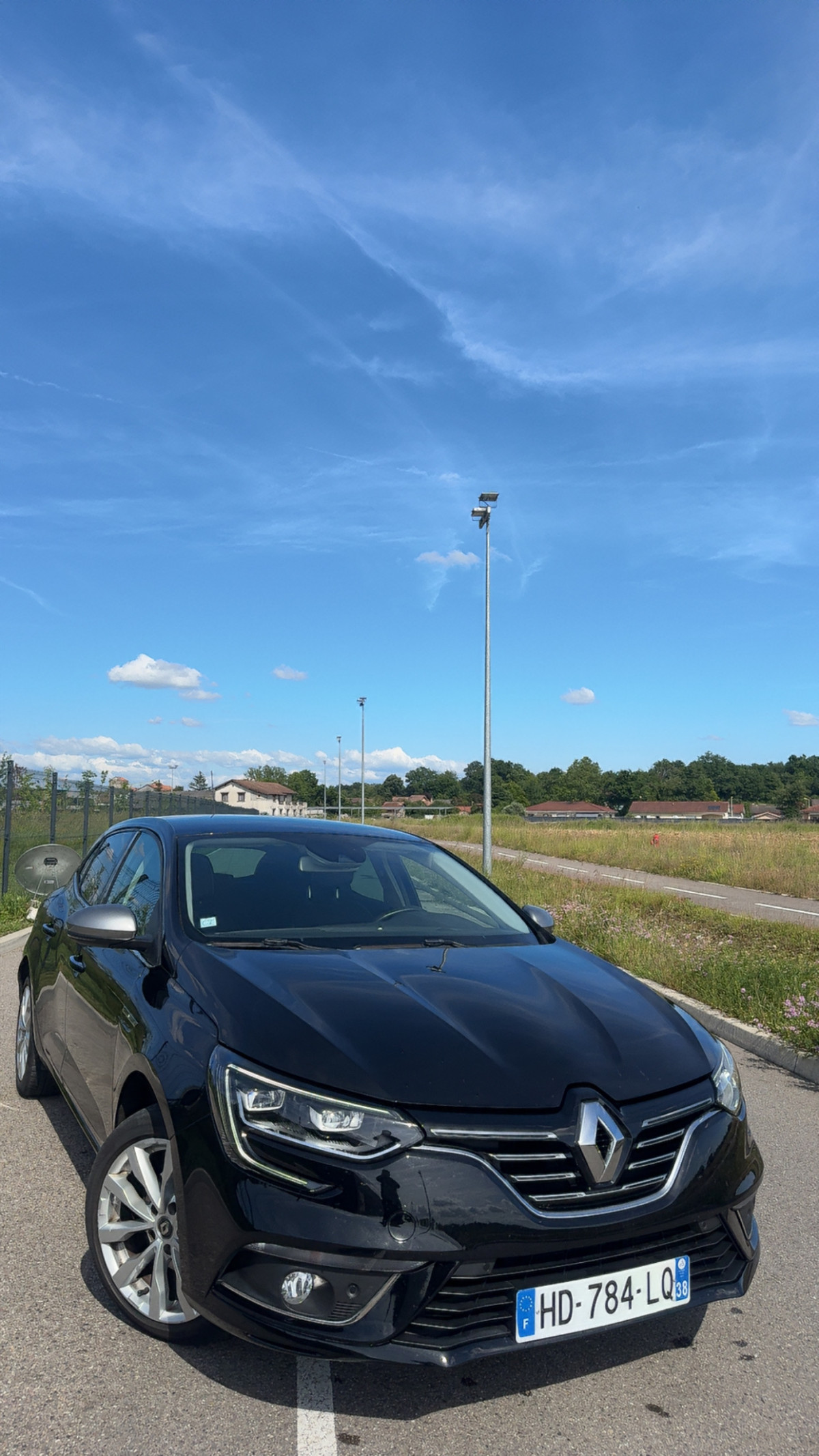 Megane 4 Bose 1.2tce 130ch boite manu full full entretenu rien n’a prevoir cg francaise ct-6mois