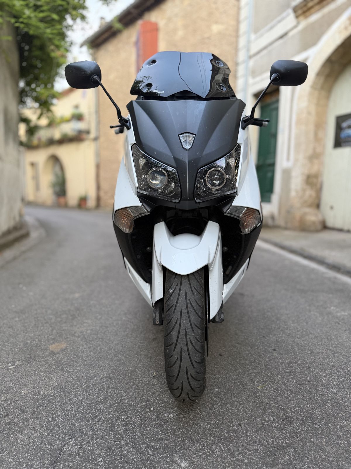 TMAX 2012