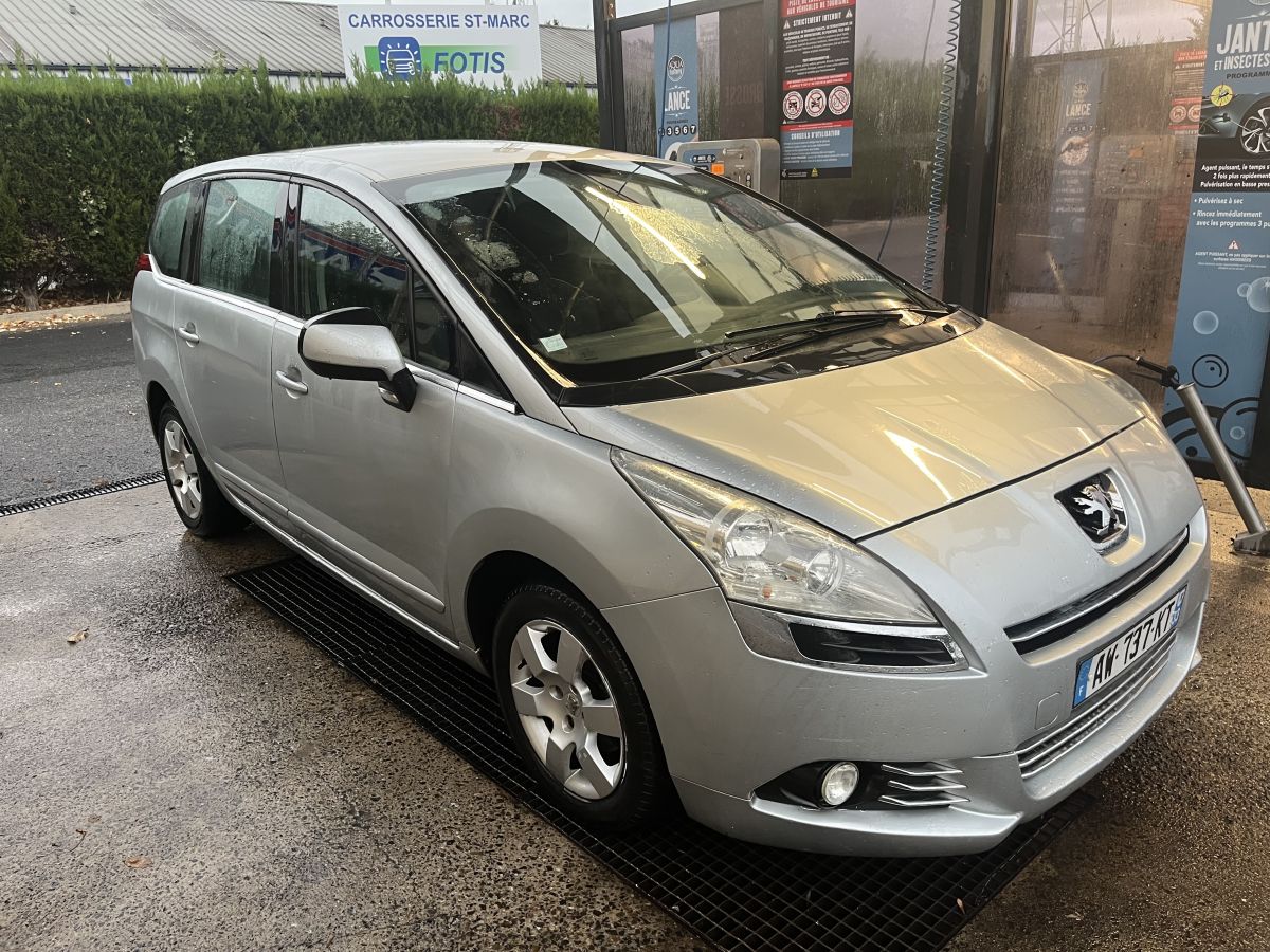Peugeot 5008 7 places 1.6hdi