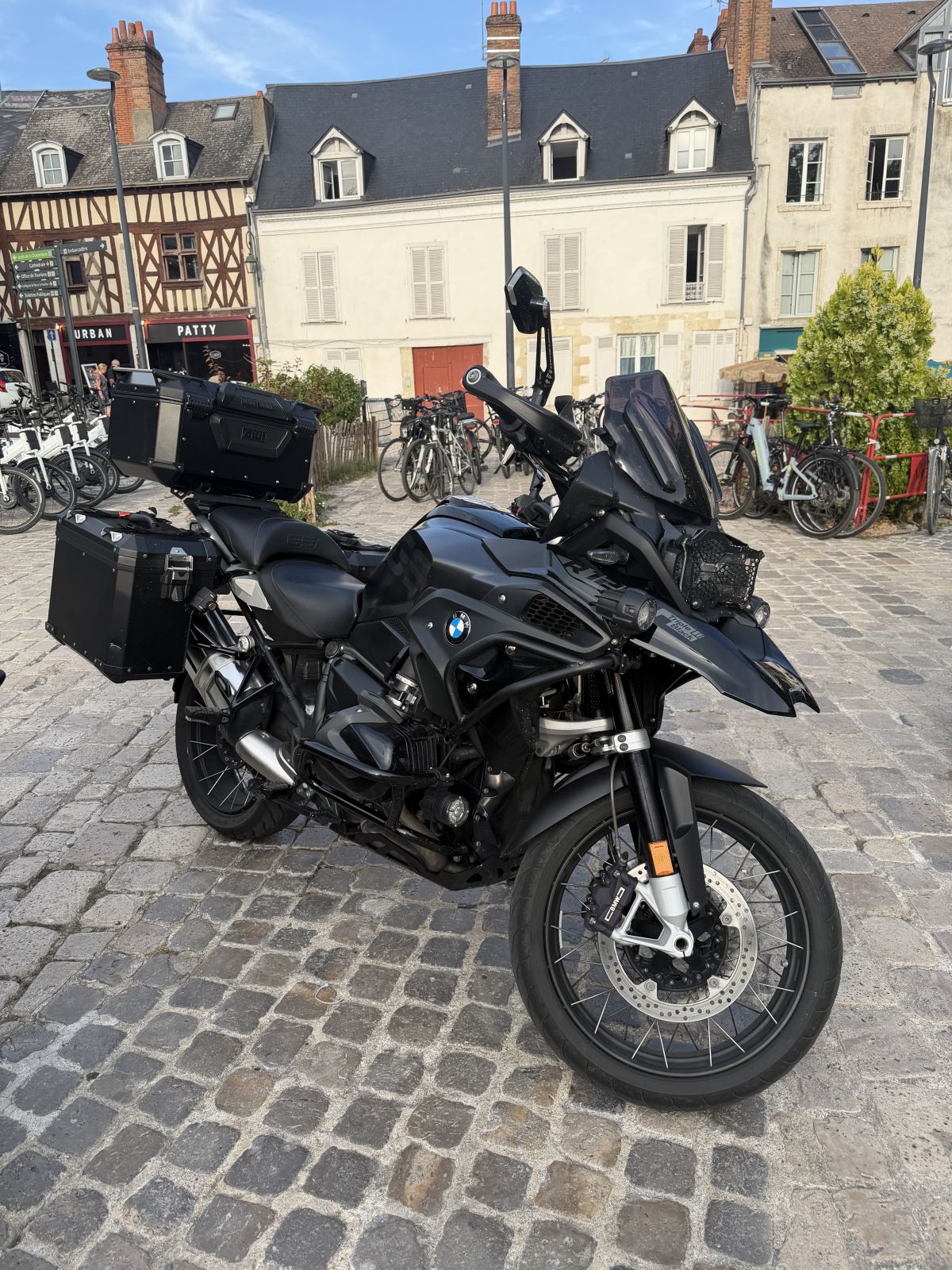 Gs 1250 R triple black