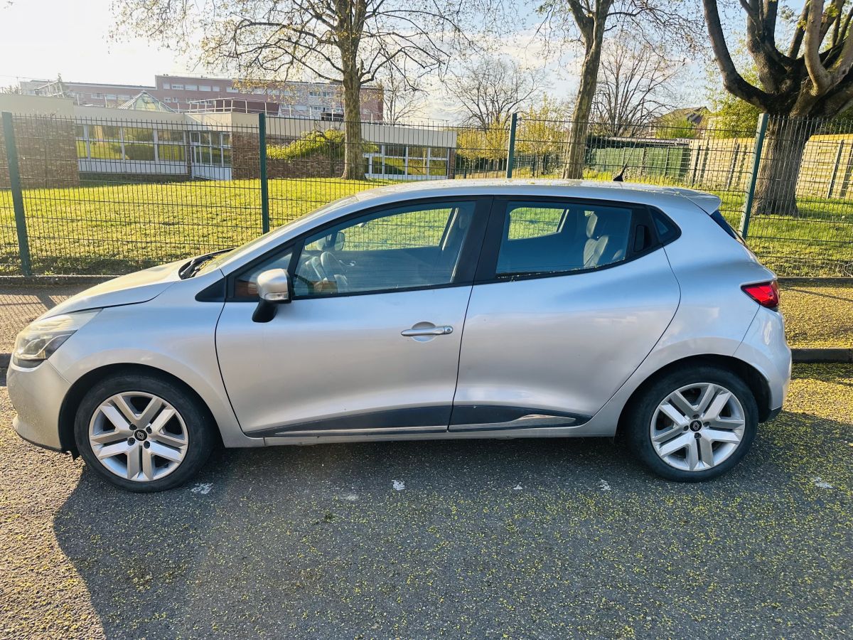 Renault clio 4 1.5 dci 90 très propre