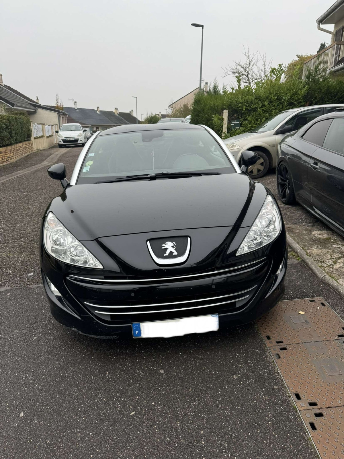 Rcz 2013 250k très bon état pleins de réparation récente roule 10/10