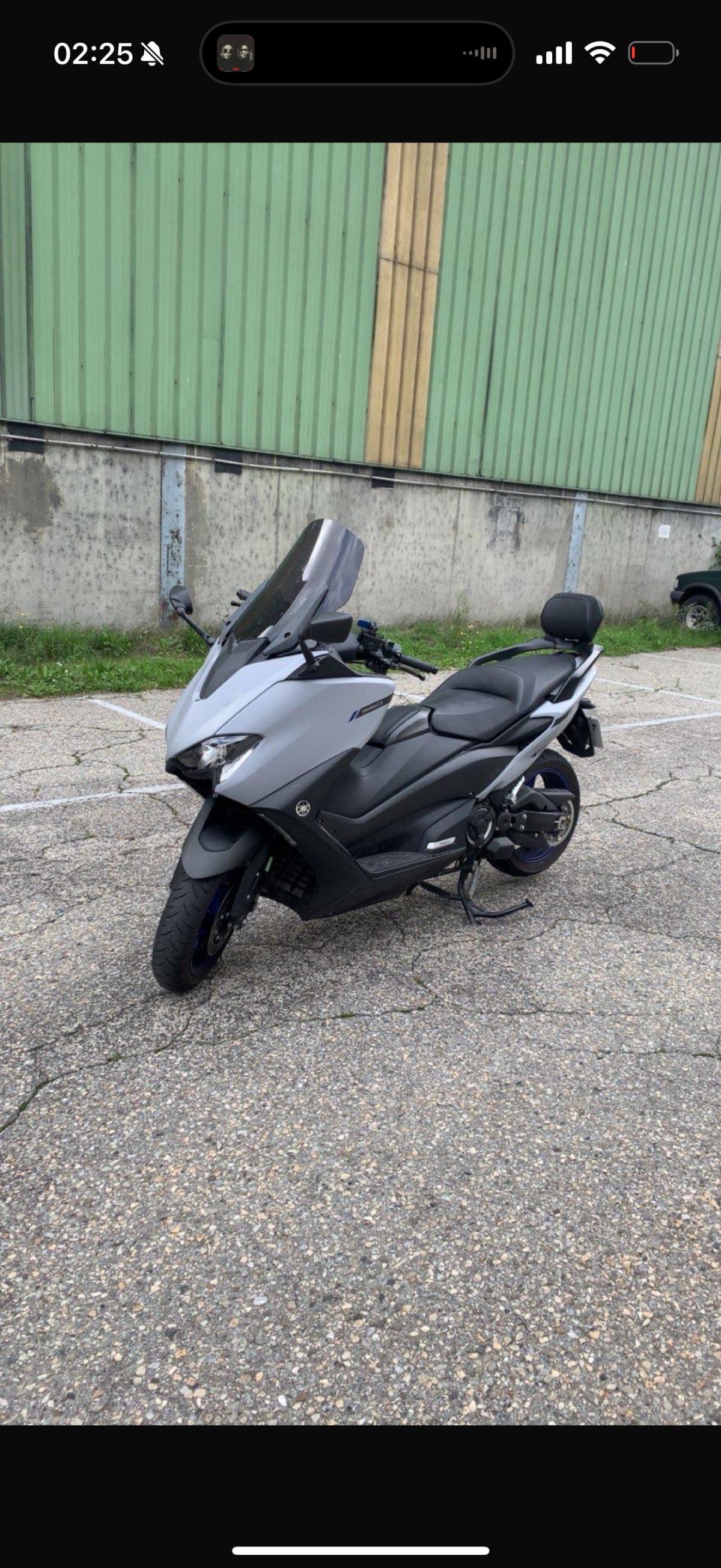 tmax 560 icon grey
