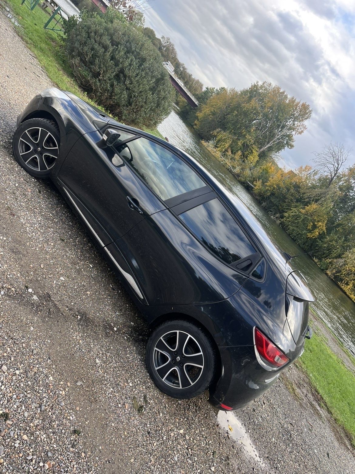 clio 4 essence 1l2 75ch