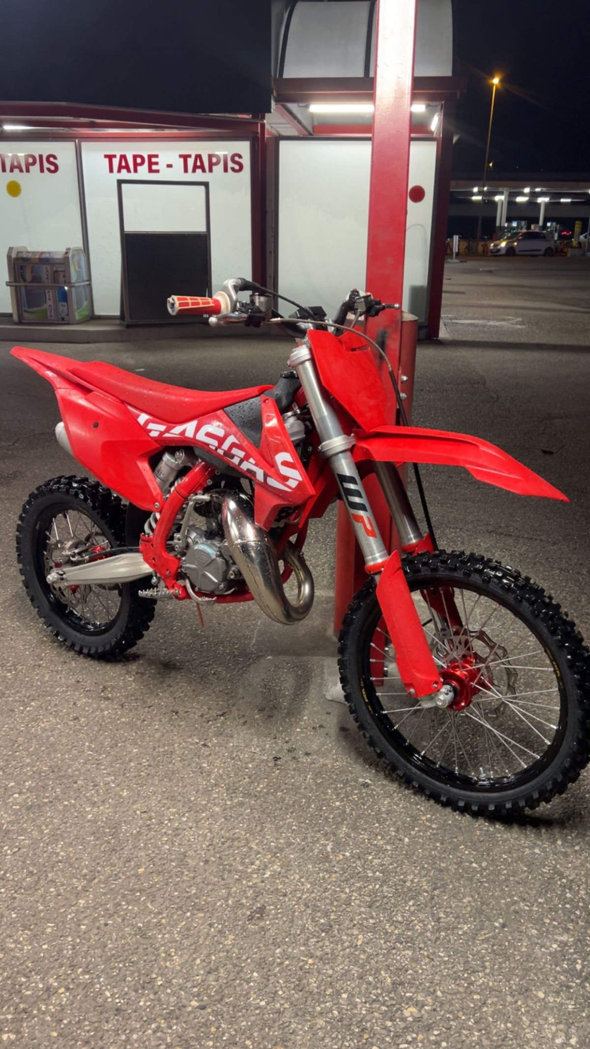 85 Gasgas