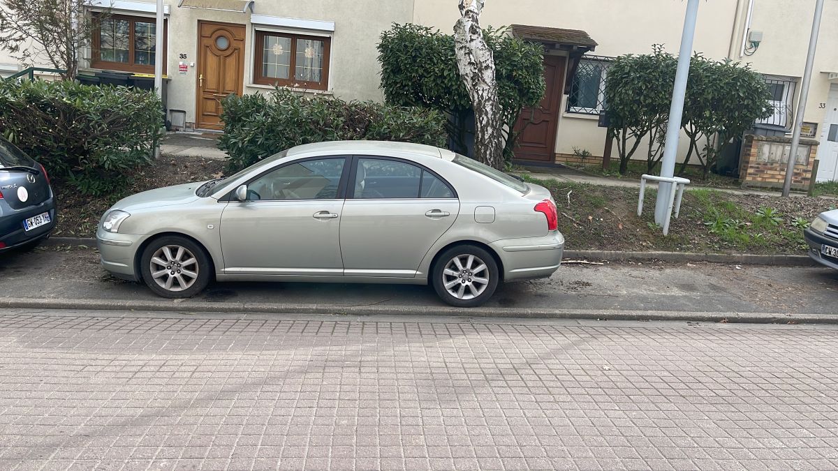 Toyota avensis