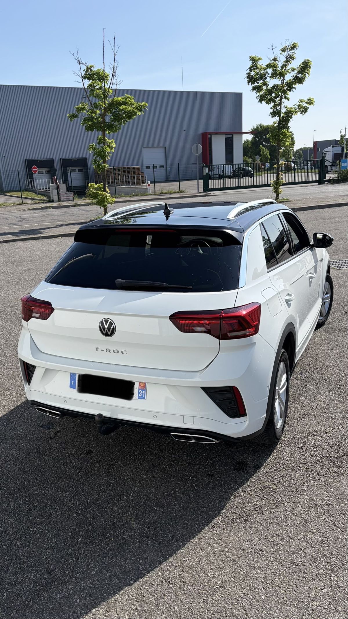 VOLKSWAGEN T-ROC R-LINE
