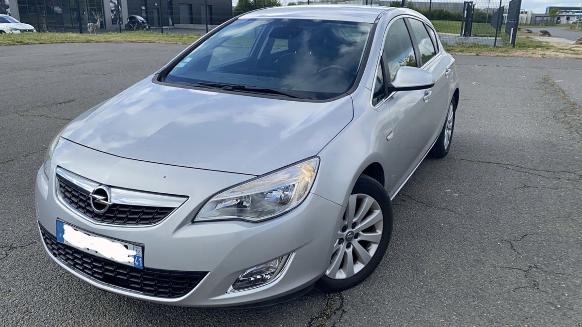 Opel astra 1.7 cdti 90 ch
