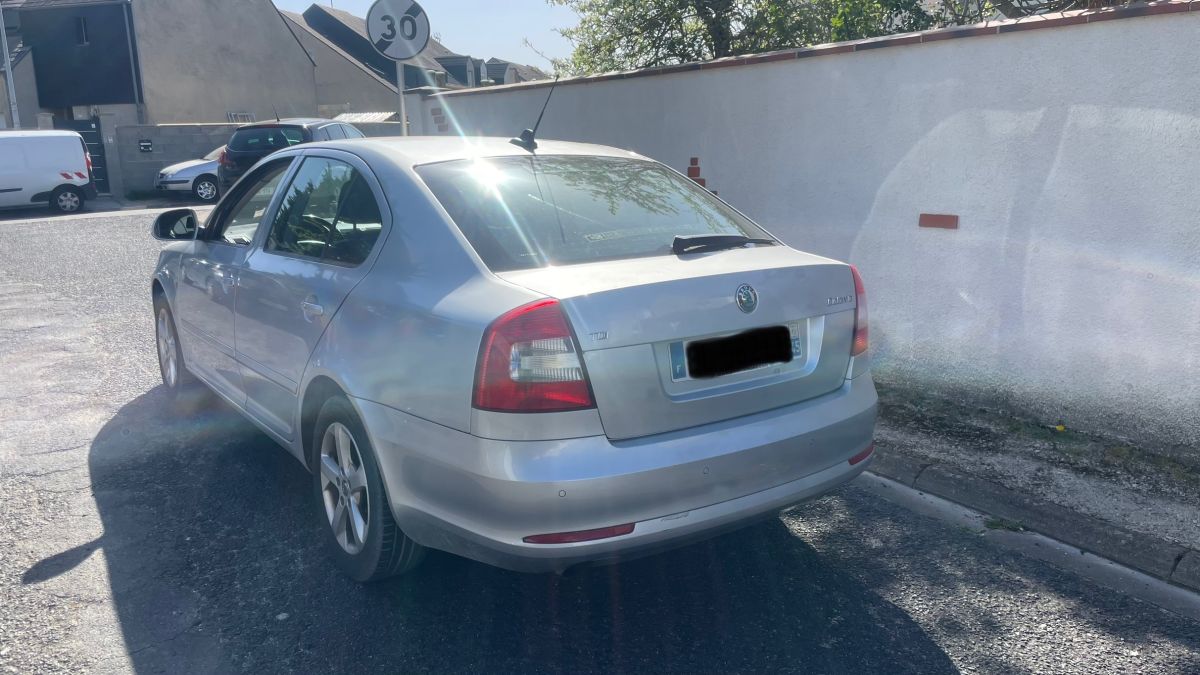 2011 SKODA Octavia 1.6Tdi 105cv | Berline