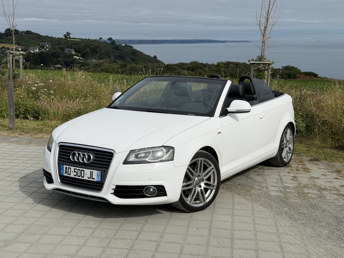 Audi A3 2L tfsi 204cv cab S-Line +
