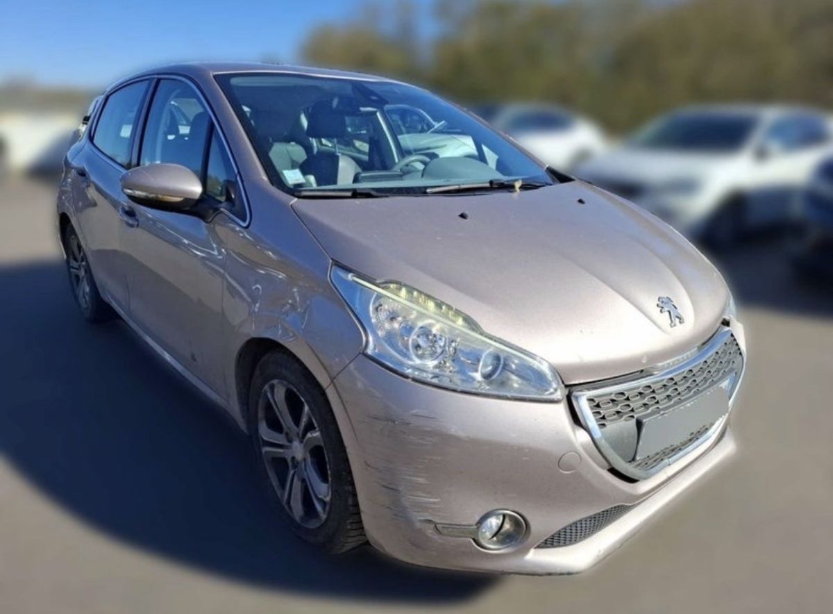 PEUGEOT 208 1.6 HEI 92cv ALLURE
