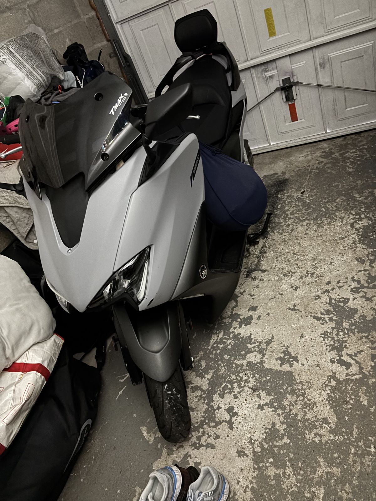 t max 560 icon grey