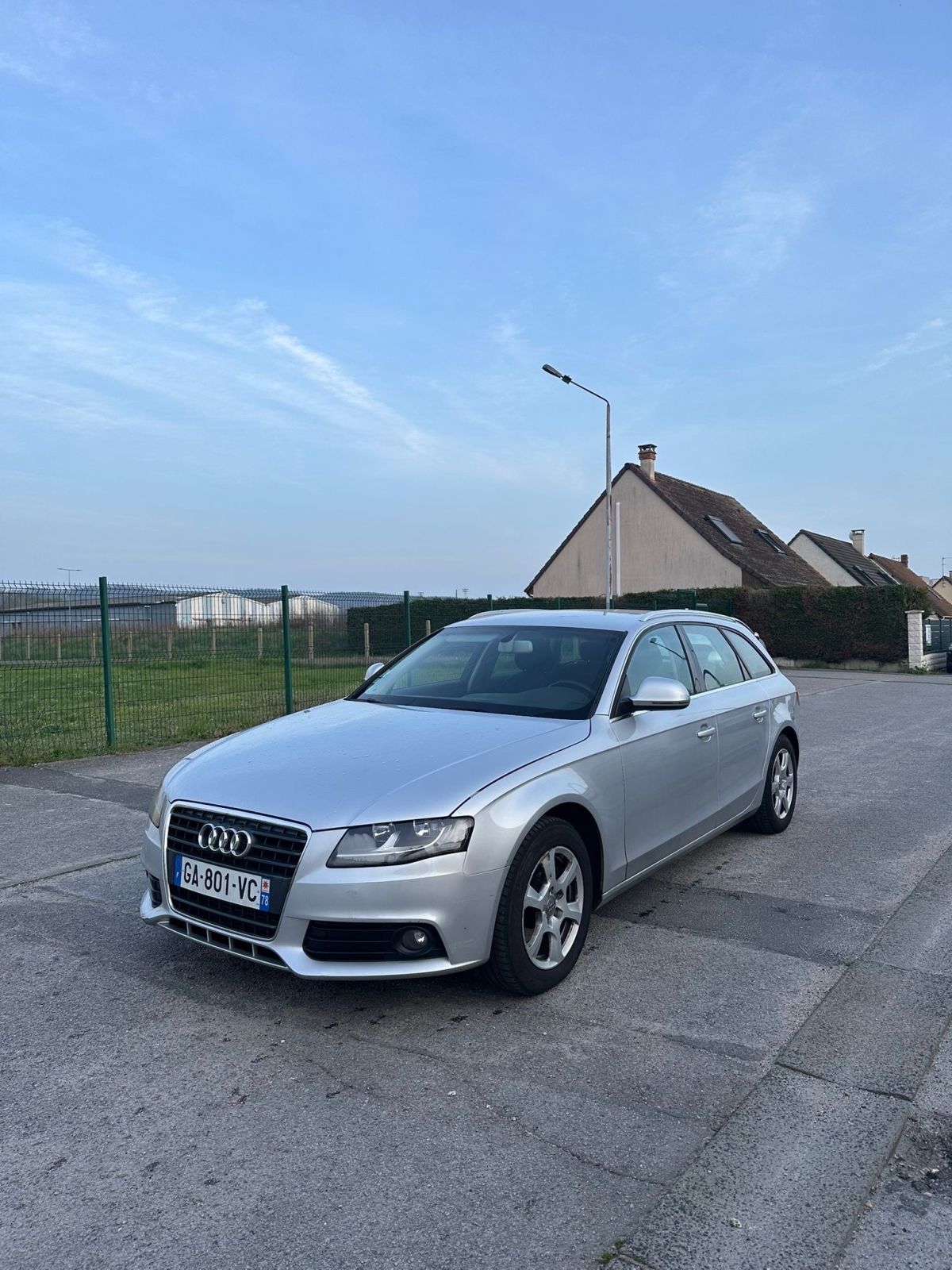 Audi A4 b8 break boîte auto 2.0 tdi 140ch