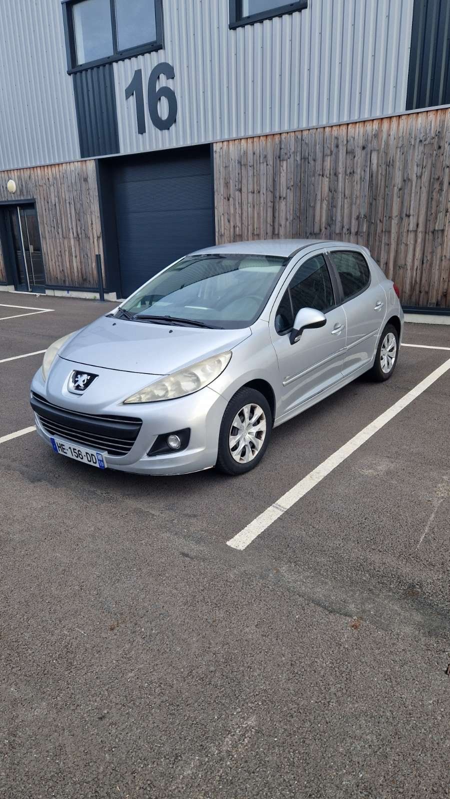 207 serie 99g 1,6 hdi 92cv  155000km