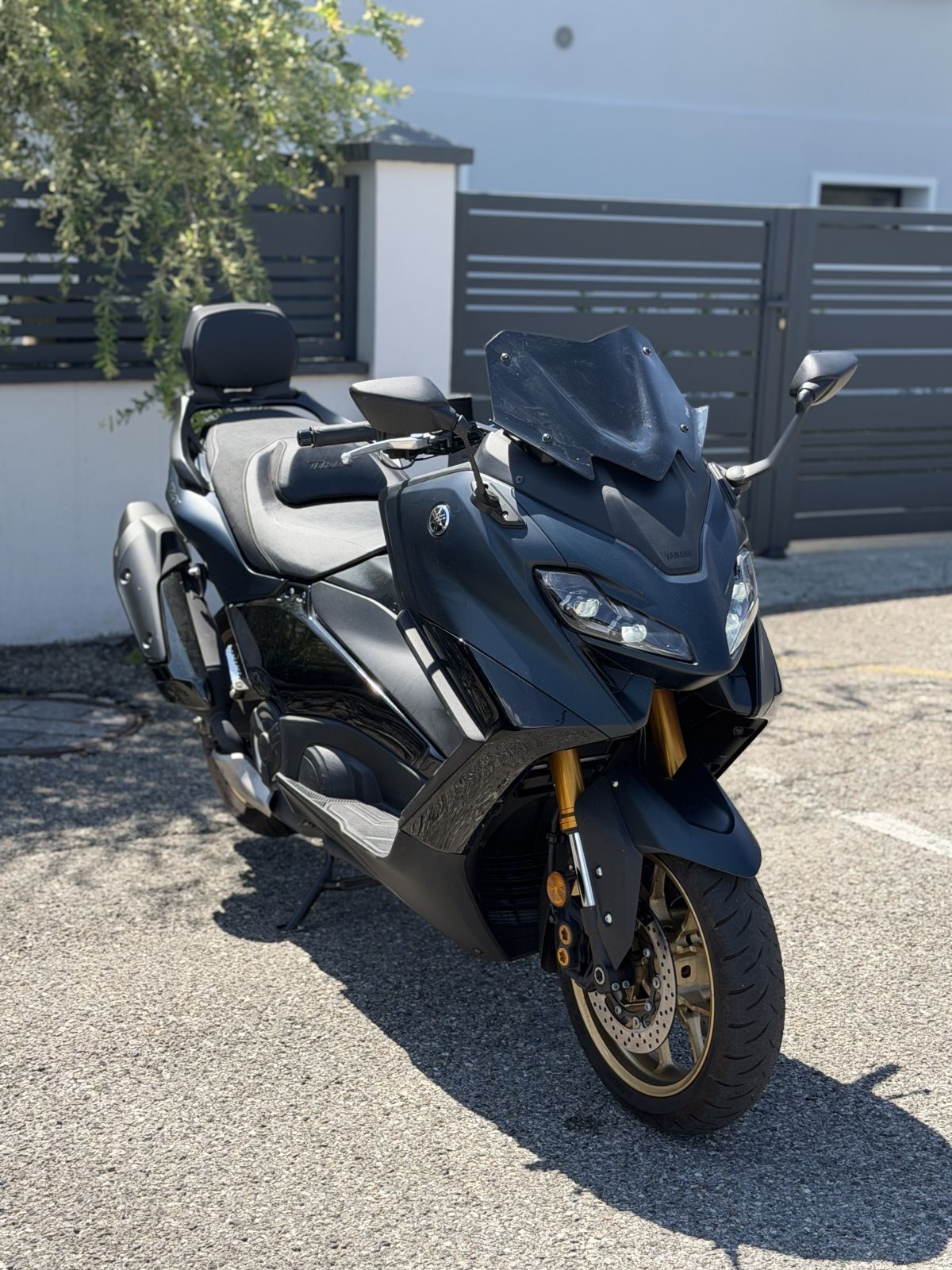 Tmax 560 Tech Max