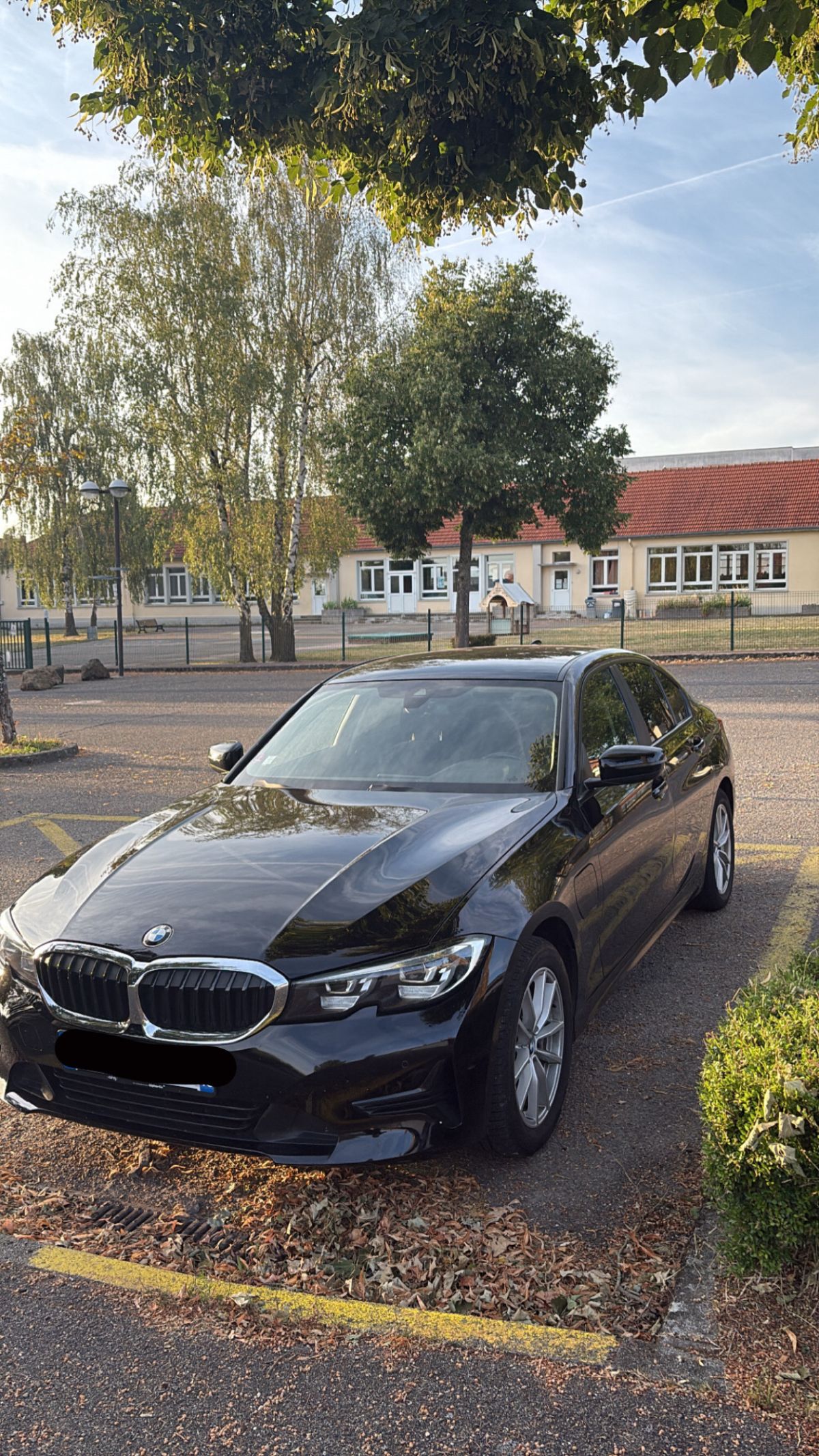 BMW 330e