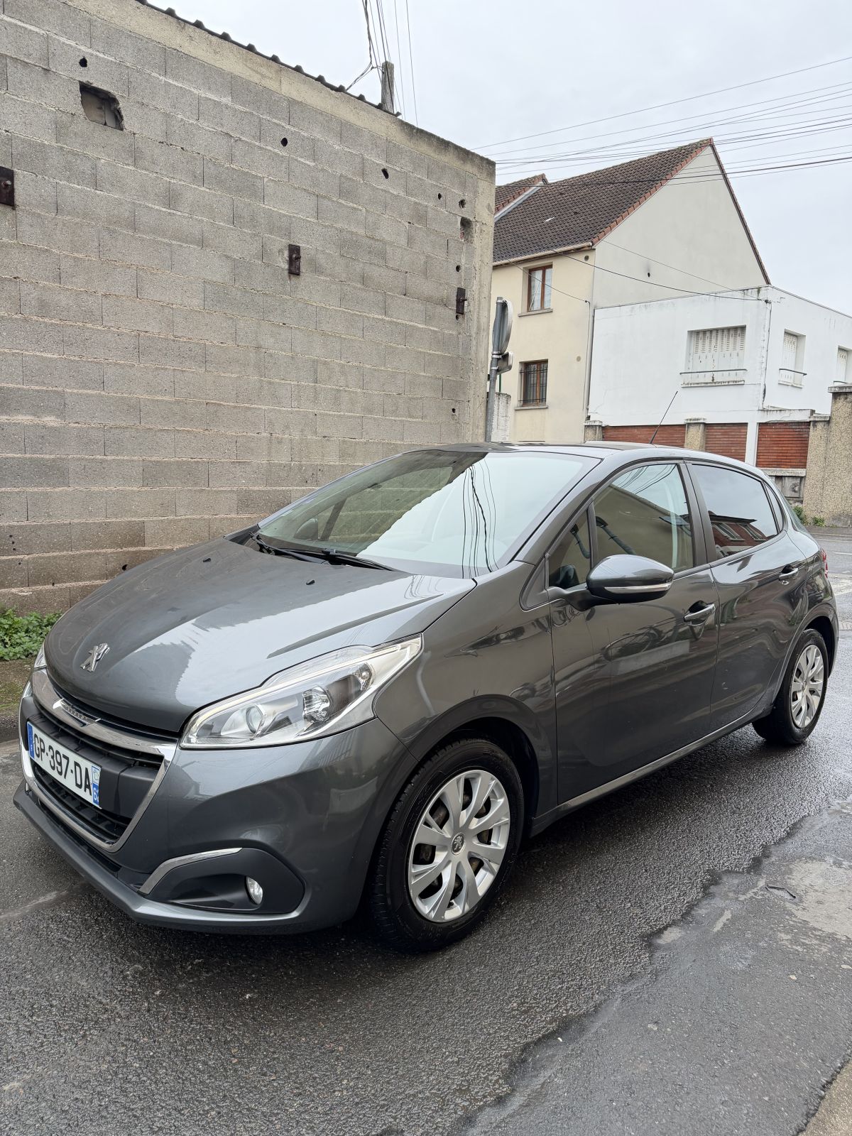 Peugeot 2081.2 82ch bvm5 active