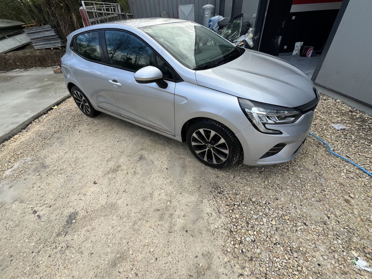 Clio 5